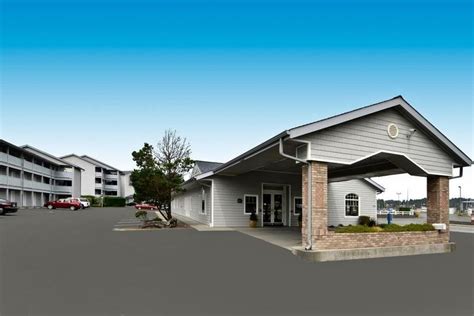 Pet Friendly Hotels in Brookings, OR